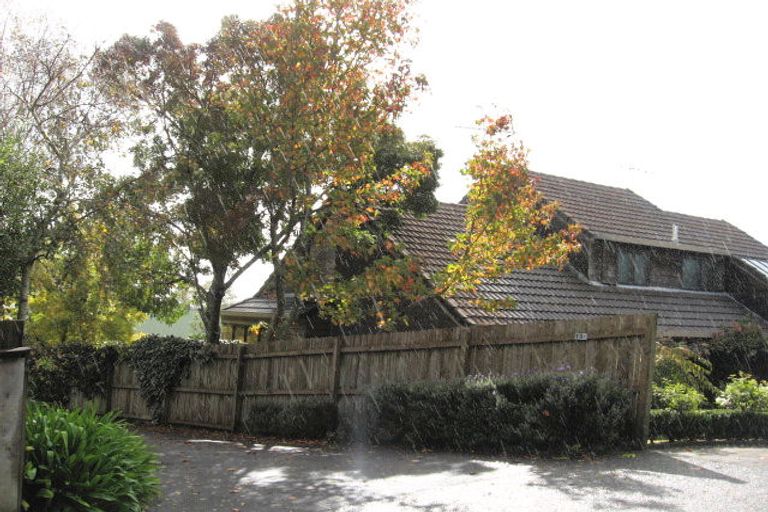 Photo of property in 13c Mcmillan Place, Mellons Bay, Auckland, 2014