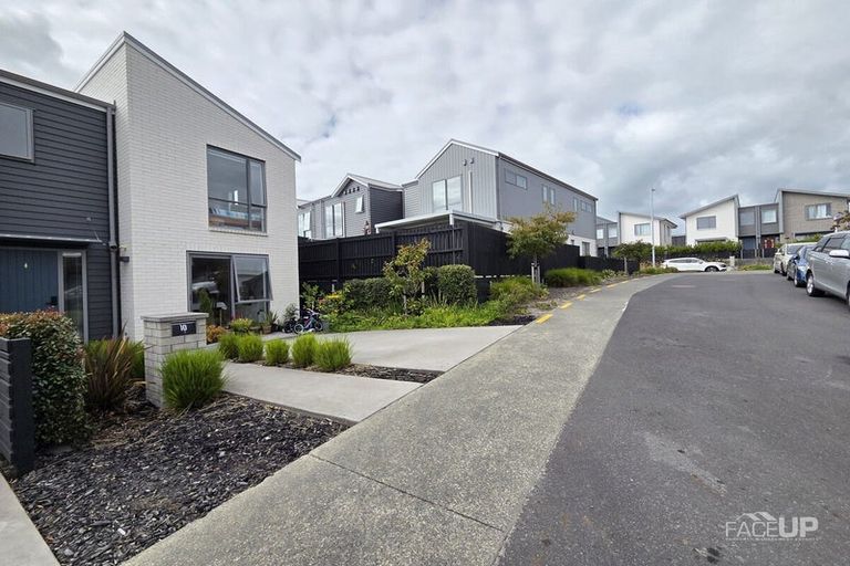 Photo of property in 10 Te Rau Place, Hobsonville, Auckland, 0616