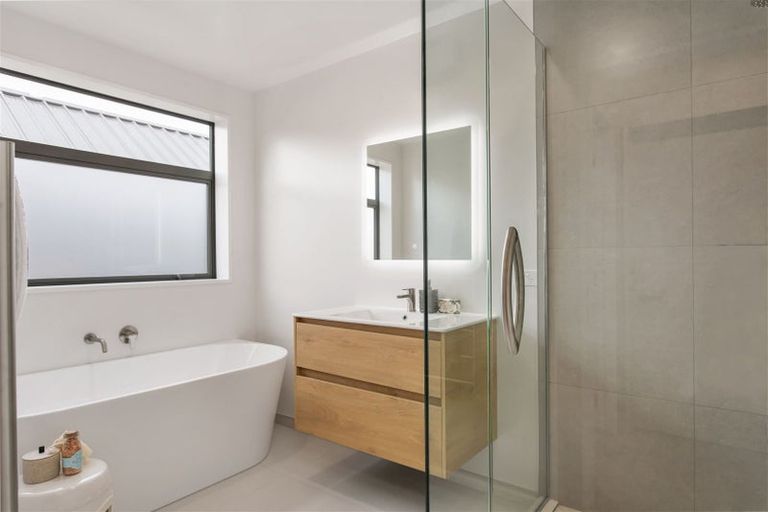 Photo of property in 81 Leistrella Road, Hoon Hay, Christchurch, 8025