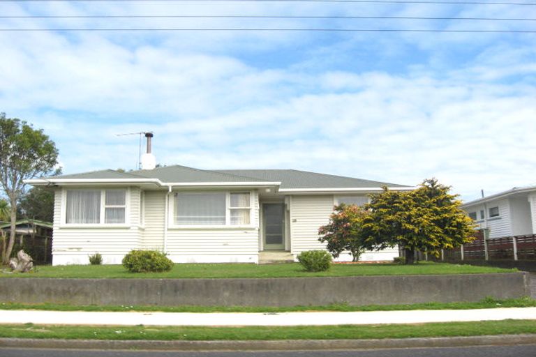 Photo of property in 28 Belair Avenue, Blagdon, New Plymouth, 4310