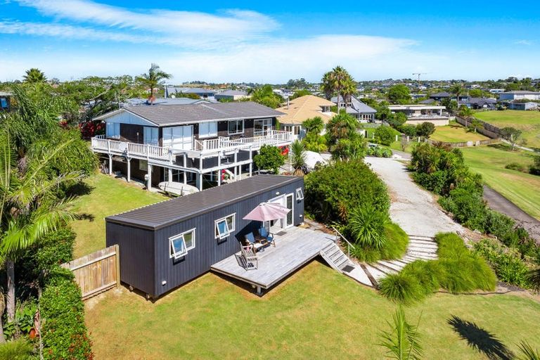 Photo of property in 44 Amorino Drive, Red Beach, 0932