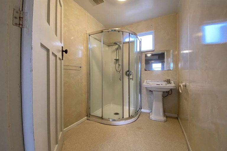 Photo of property in 607 Ferry Road, Woolston, Christchurch, 8023