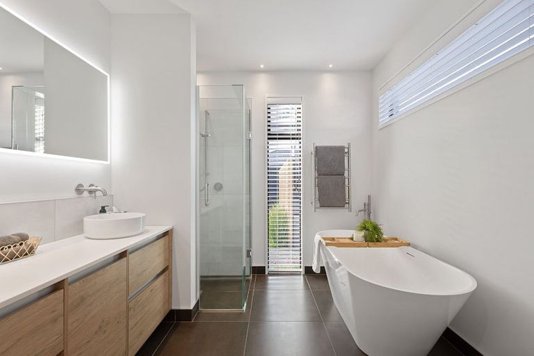 Photo of property in 182 Ilam Road, Ilam, Christchurch, 8041