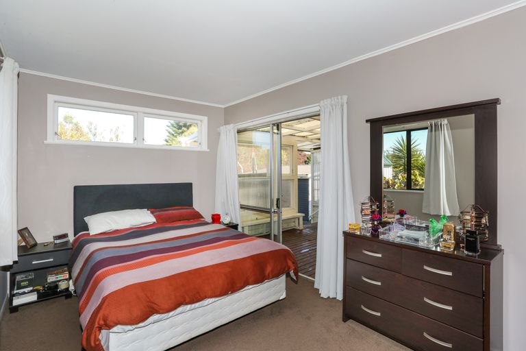 Photo of property in 5 Evans Place, Papakura, 2110