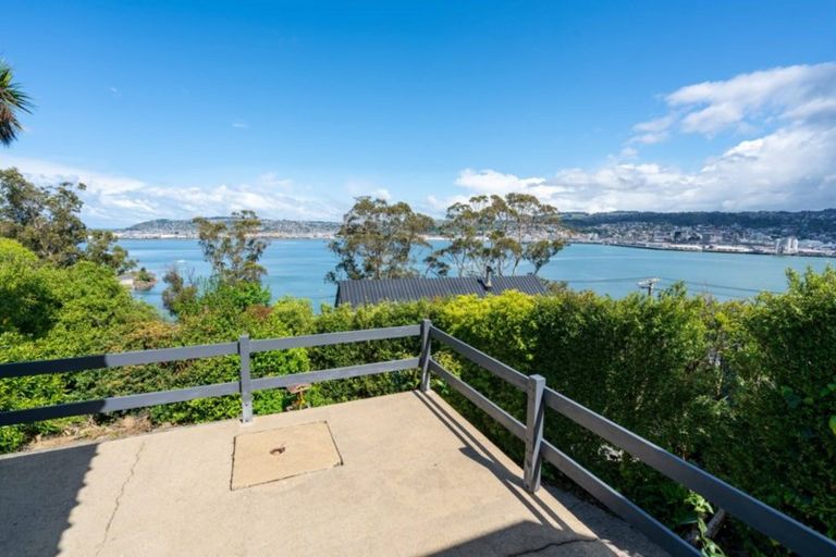 Photo of property in 1 Glengyle Street, Vauxhall, Dunedin, 9013