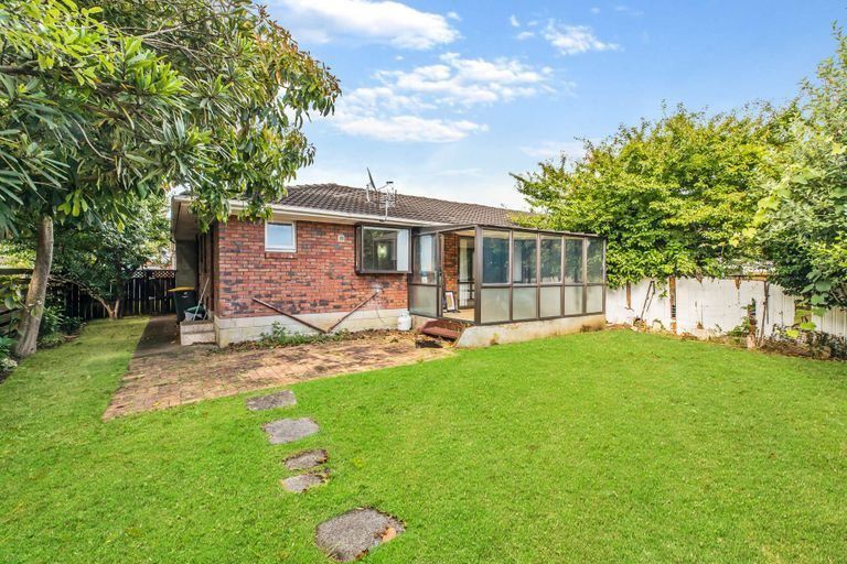 Photo of property in 4/86 Carruth Road, Papatoetoe, Auckland, 2025