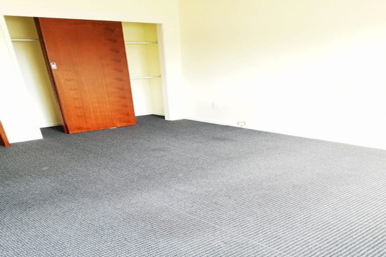 Photo of property in 24 Terry Street, Blockhouse Bay, Auckland, 0600