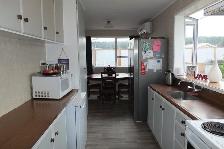 Photo of property in 10 Harrod Avenue, Foxton Beach, Foxton, 4815