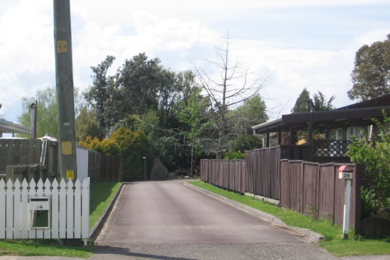 Photo of property in 24 Iles Road, Lynmore, Rotorua, 3010