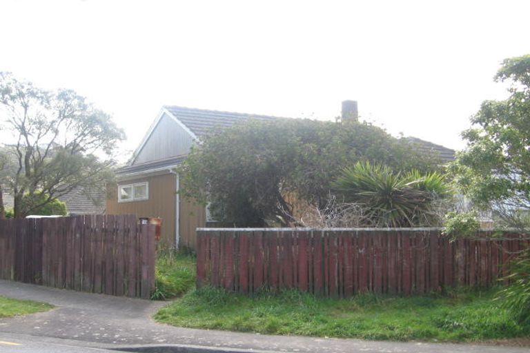 Photo of property in 10 Bannister Avenue, Johnsonville, Wellington, 6037