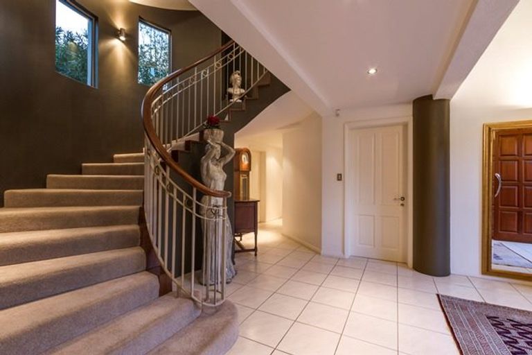 Photo of property in 7 Brett Avenue, Takapuna, Auckland, 0622