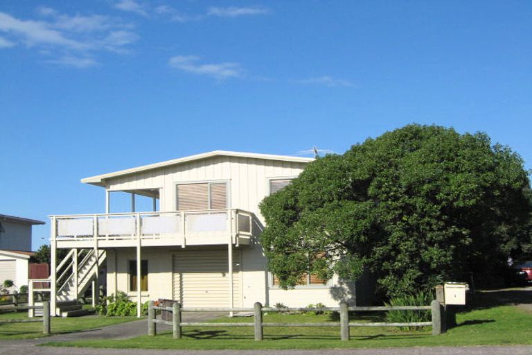 Photo of property in 6a Te Akau Street, Ohope, 3121