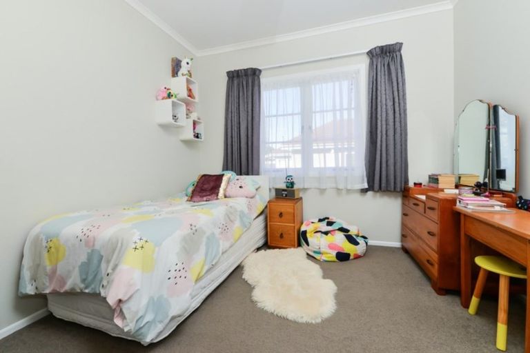 Photo of property in 24 Bretton Terrace, Hillcrest, Hamilton, 3216