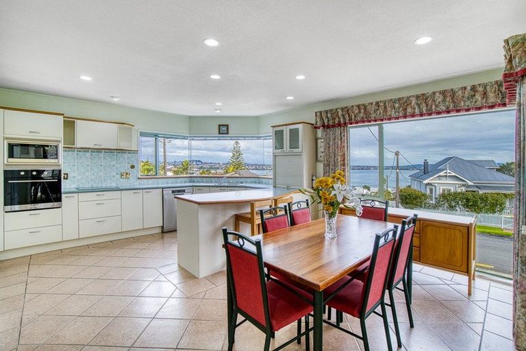 Photo of property in 9 Mariposa Crescent, Birkenhead, Auckland, 0626
