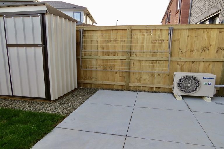 Photo of property in 49 O'meara Street, Swanson, Auckland, 0614