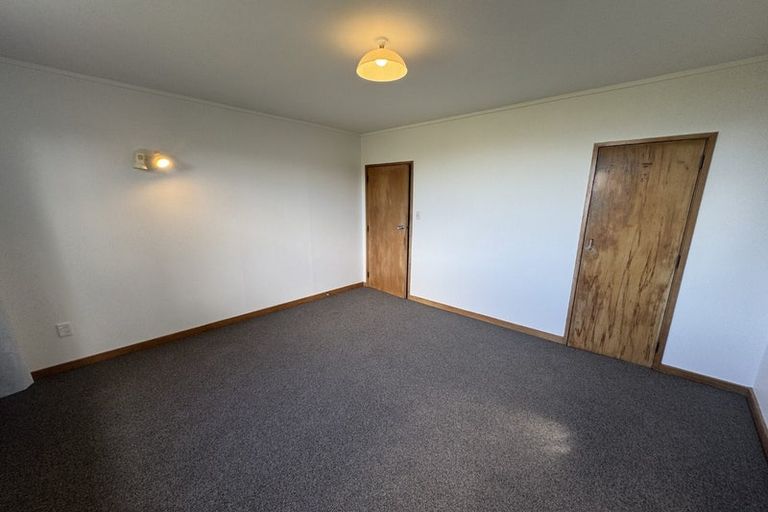 Photo of property in 13-13a Espin Crescent, Karori, Wellington, 6012
