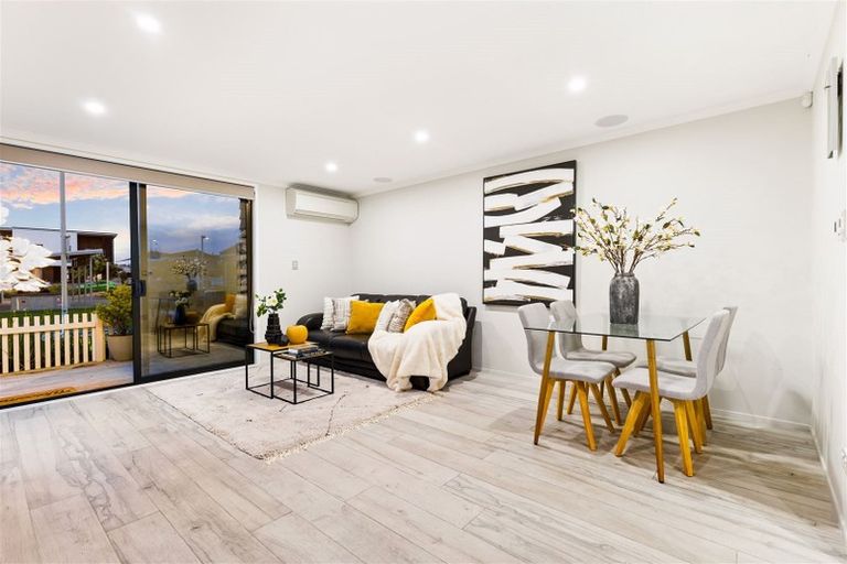 Photo of property in 27 Tuatua Road, Hobsonville, Auckland, 0616