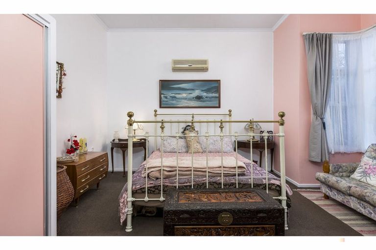 Photo of property in 174 High Street, Waimate, 7924