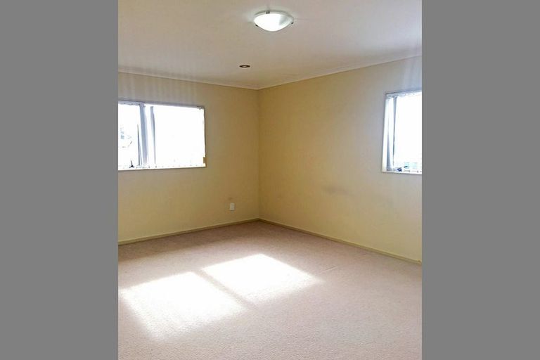 Photo of property in 130 Puhinui Road, Papatoetoe, Auckland, 2104