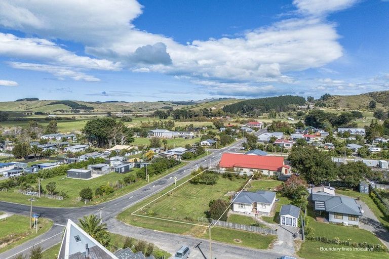 Photo of property in 10 Dundas Street, Porangahau, 4291