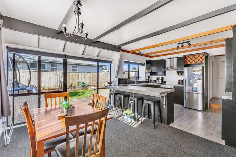 Photo of property in 44 Park Lane, Waitara, 4320