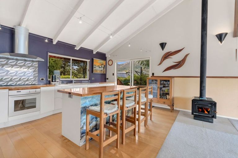 Photo of property in 55 Lakeview Terrace, Lake Hawea, Wanaka, 9382