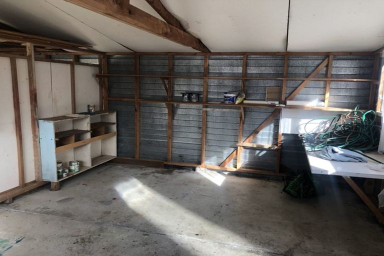 Photo of property in 14 Tatariki Street, Rosehill, Papakura, 2113