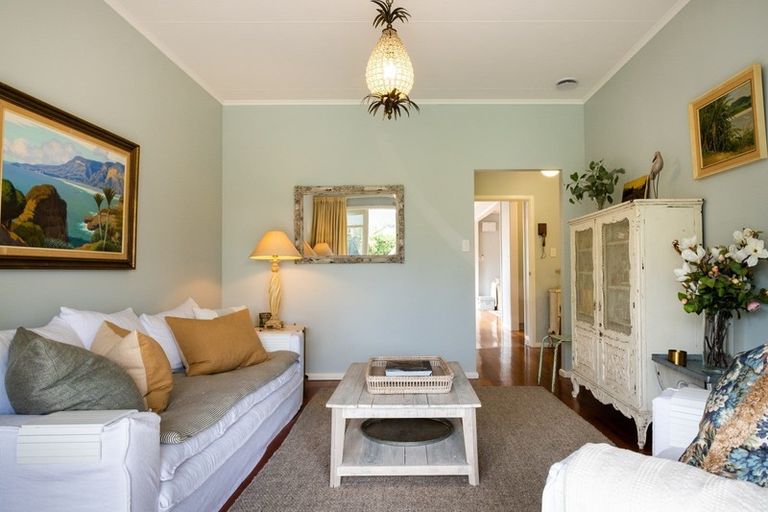 Photo of property in 15 Pipi Street, Te Awanga, 4102