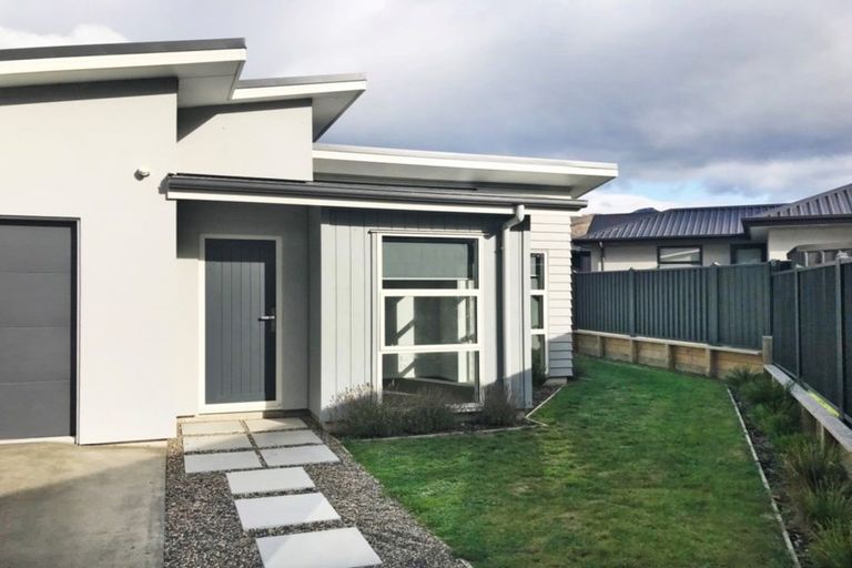 Photo of property in 57 Toni's Terrace, Lower Shotover, Queenstown, 9304