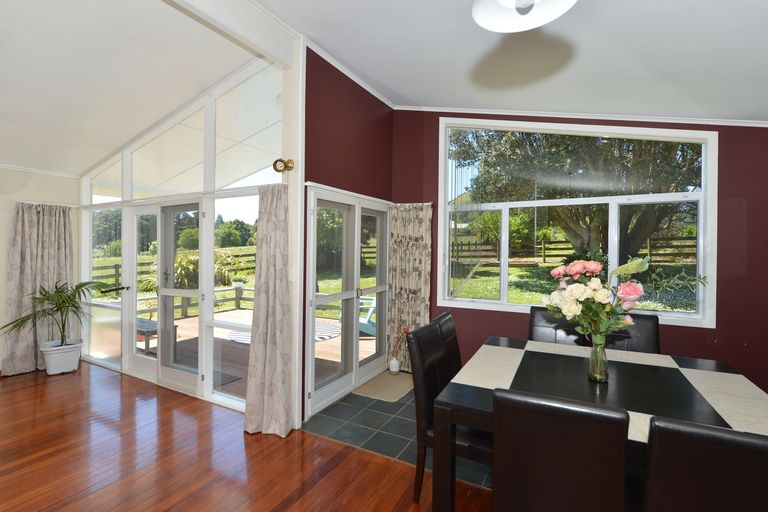 Photo of property in 240 Pipiwai Road, Ngararatunua, Whangarei, 0176