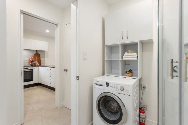 Photo of property in 2/28 Derby Street, St Albans, Christchurch, 8014