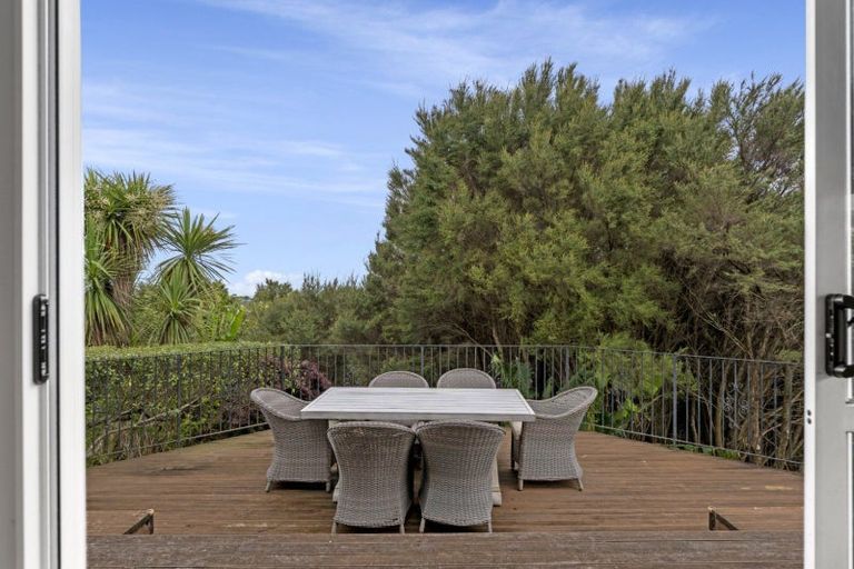 Photo of property in 22 Vanderbilt Place, Welcome Bay, Tauranga, 3112