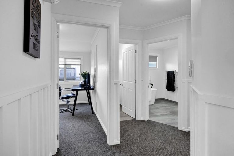 Photo of property in 85 Wallath Road, Westown, New Plymouth, 4310