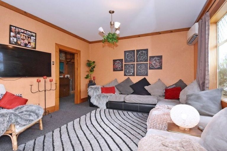 Photo of property in 73 Jenkin Street, Strathern, Invercargill, 9812