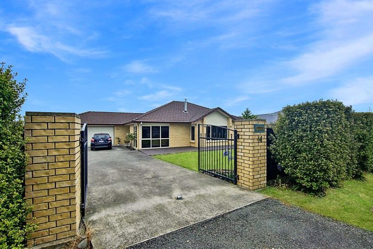 Photo of property in 44 Phillips Street, Sanson, 4817