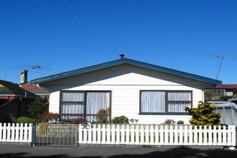 Photo of property in 39 Cowper Street, Greymouth, 7805