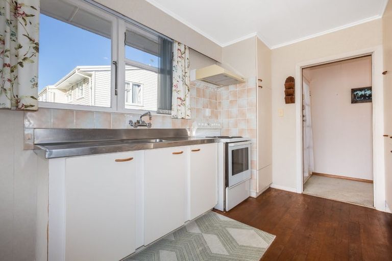 Photo of property in 59 Waihora Crescent, Waitangirua, Porirua, 5024