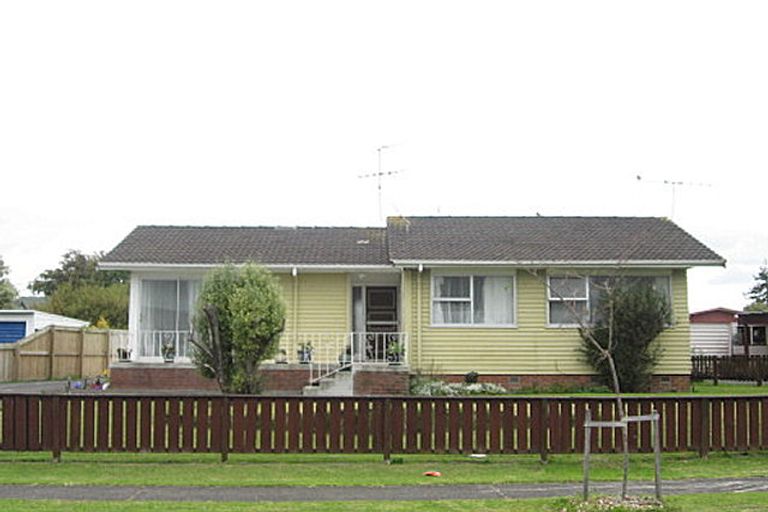 Photo of property in 14 Studfall Street, Pakuranga Heights, Auckland, 2010