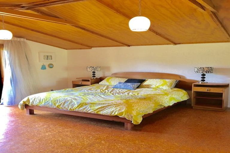 Photo of property in Cob Cottage, 170 Main Rd Spring Grove, Brightwater, Wakefield, 7095