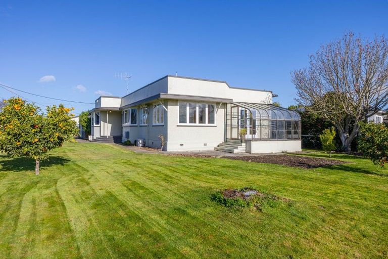 Photo of property in 15 Mitchell Street, Waipukurau, 4200