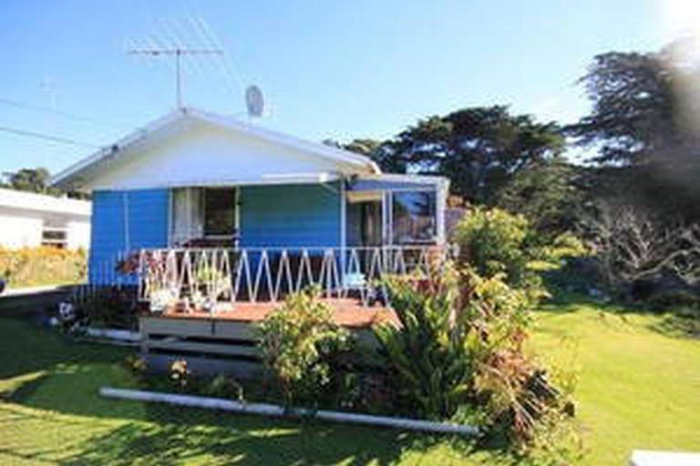 Photo of property in 396 Leigh Road, Whangateau, Warkworth, 0985