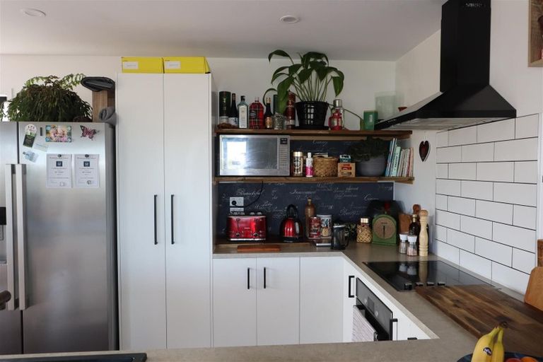 Photo of property in 32 Oxford Street, Whakapirau, Maungaturoto, 0583