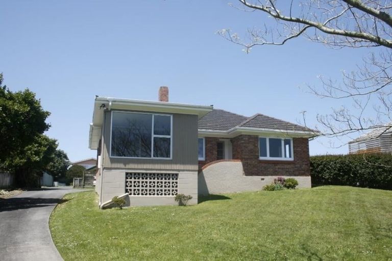 Photo of property in 13 Owens Road, Waiuku, 2123