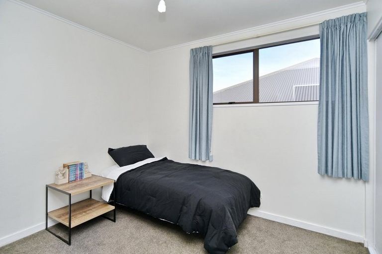 Photo of property in 2/10 Grenville Street, Waltham, Christchurch, 8011