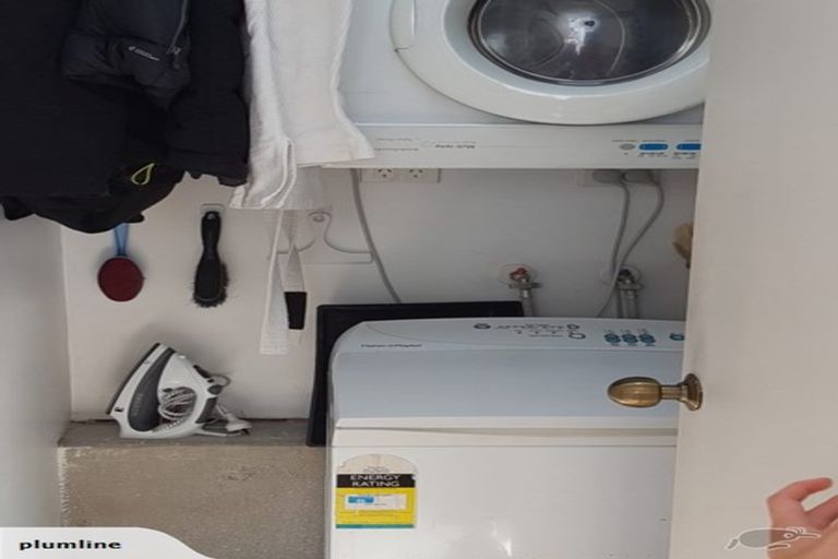 Photo of property in 96 Elizabeth Street, Mount Victoria, Wellington, 6011