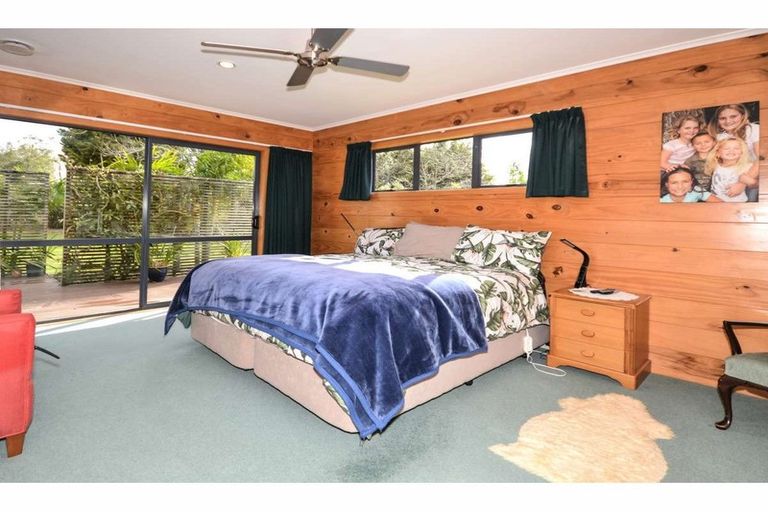 Photo of property in 12 Pa Road, Kerikeri, 0230