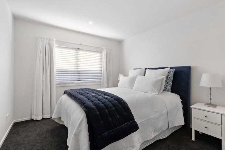 Photo of property in 13 Howden Drive, Jacks Point, 9371