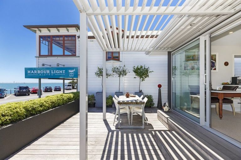 Photo of property in 343 Wakefield Quay, Stepneyville, Nelson, 7010