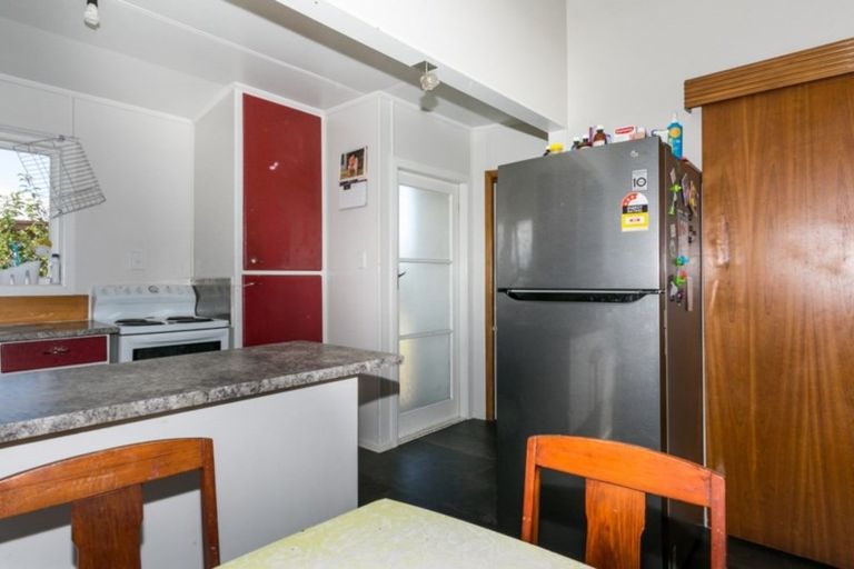 Photo of property in 51 Liverpool Crescent, Flaxmere, Hastings, 4120