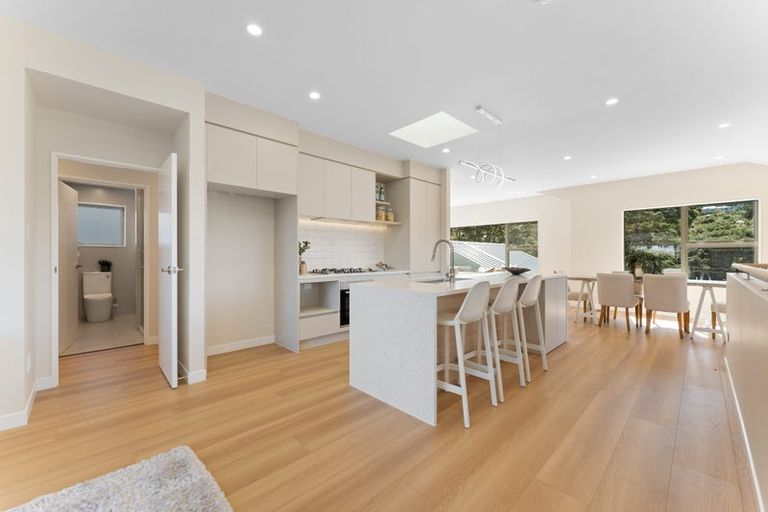 Photo of property in 45 Chamberlain Road, Massey, Auckland, 0614